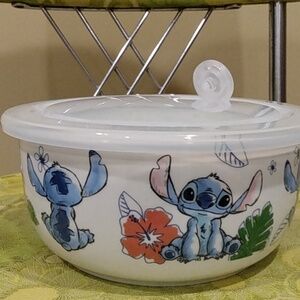 Disney Stitch bowl with lid
